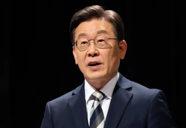 股票配资开户网站 韩国新任总统李在明举行首次国务会议 讨论经济对策